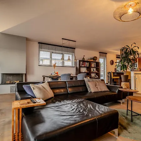 Nova Houseboat Deluxe Free Bikes Villa *