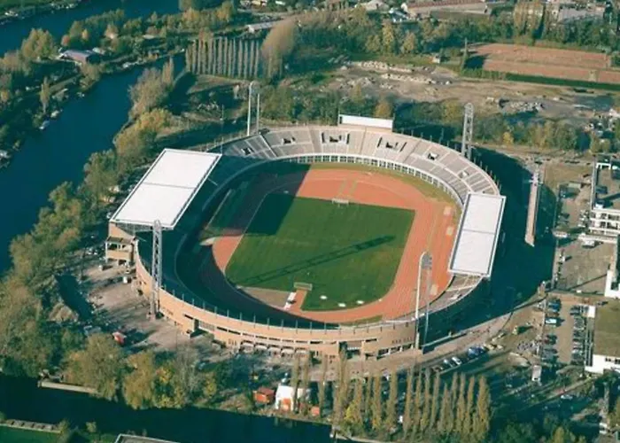 Nova Houseboat Deluxe Free Bikes Villa