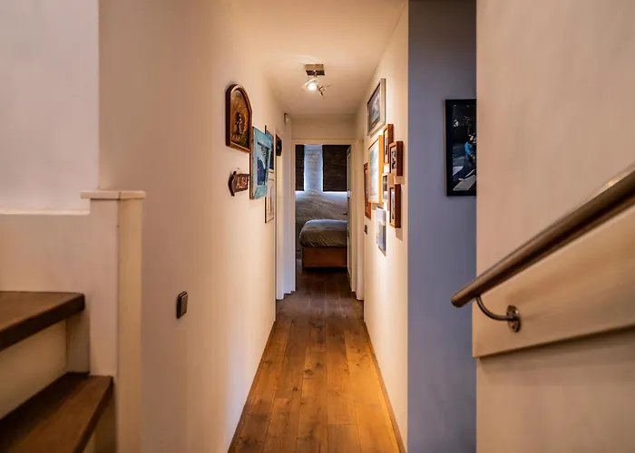 Nova Houseboat Deluxe Free Bikes Villa *