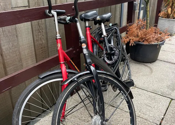 Villa Nova Houseboat Deluxe Free Bikes *