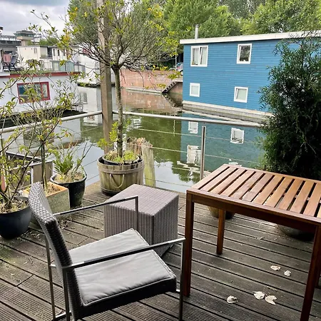 Nova Houseboat Deluxe Free Bikes Villa *